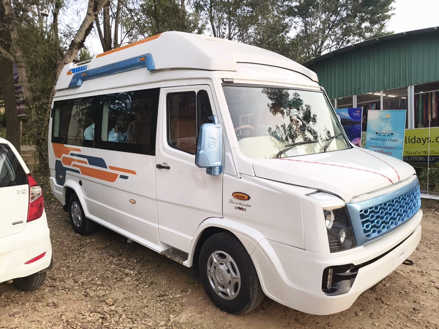 Tempo traveller, Force Urbania and mini bus on rent in Bangalore